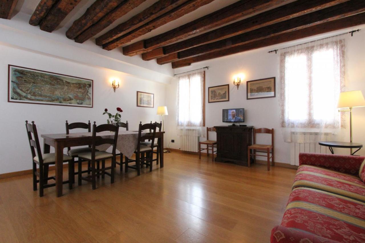 Residence Dei Mori Venice Exterior photo