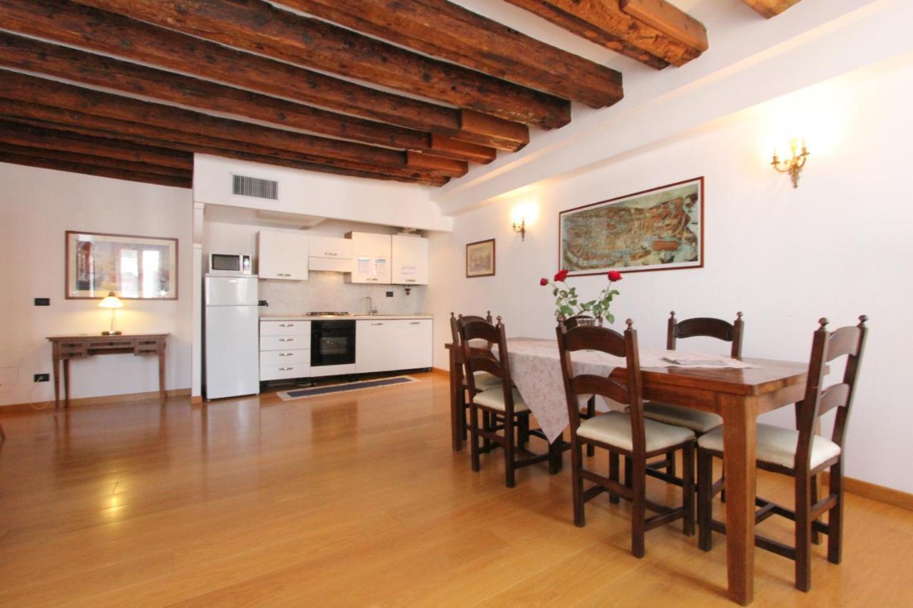 Residence Dei Mori Venice Exterior photo